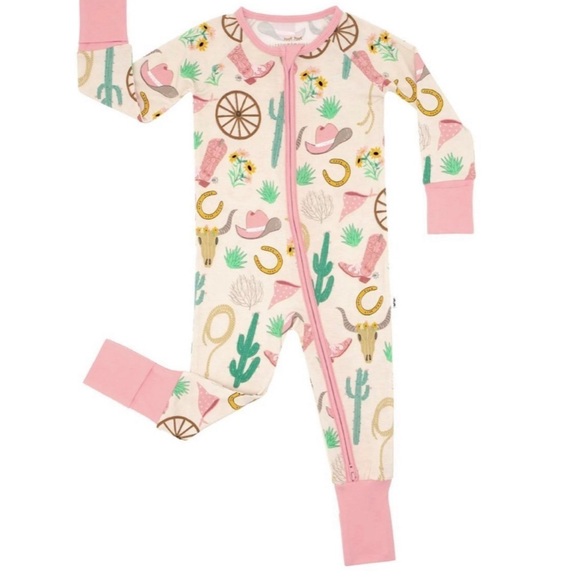 Little Sleepies pink ready to rodeo 6-12 months - Picture 3 of 3